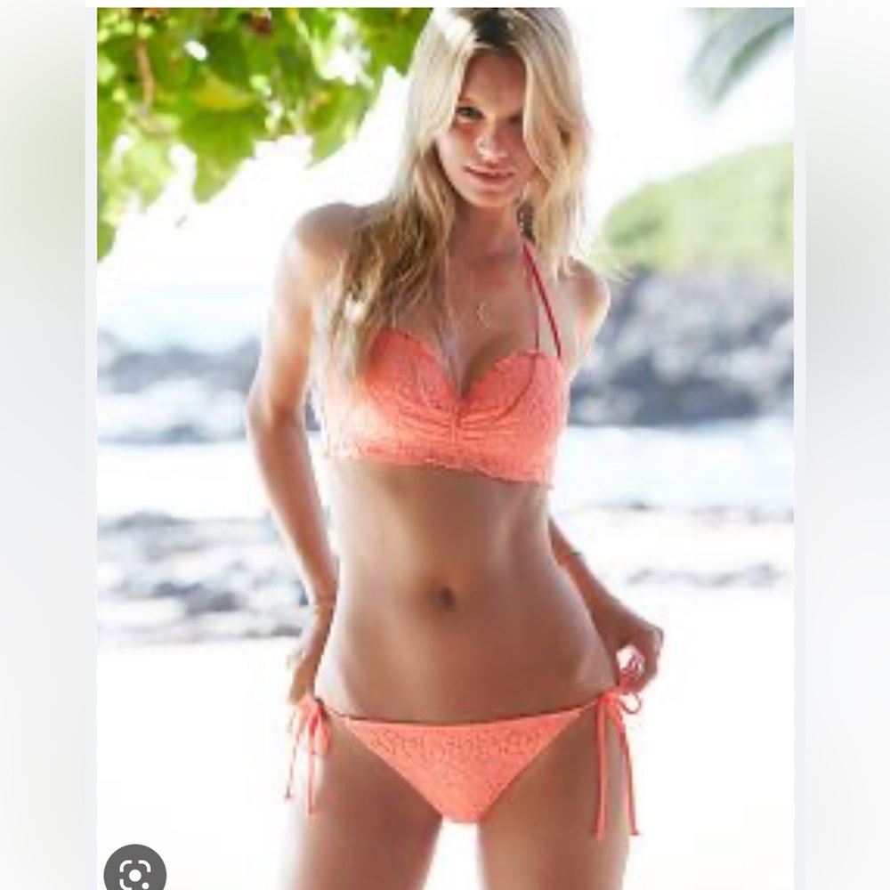 Victoria’s Secret neon coral floral crochet getaway Teeny bikini size 32D/Small